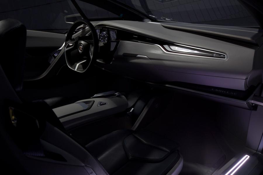  Cadillac Urban Luxury Concept 2010 года  (фото 11 из 45)